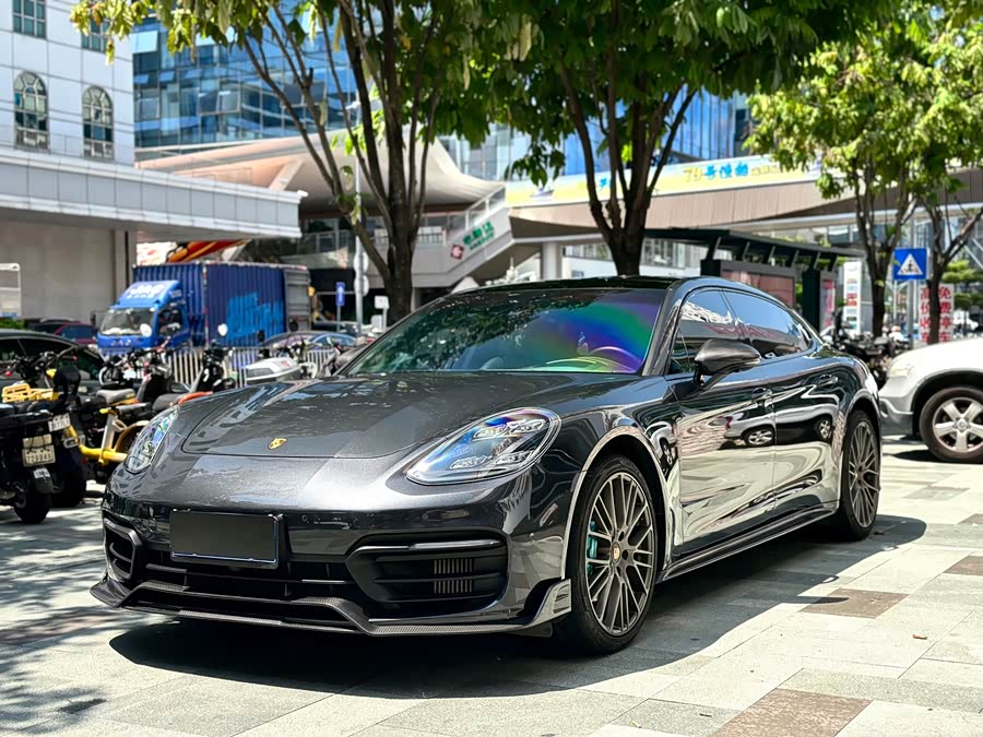 2023 Porsche Panamera Executive Platinum Edition 2.9T