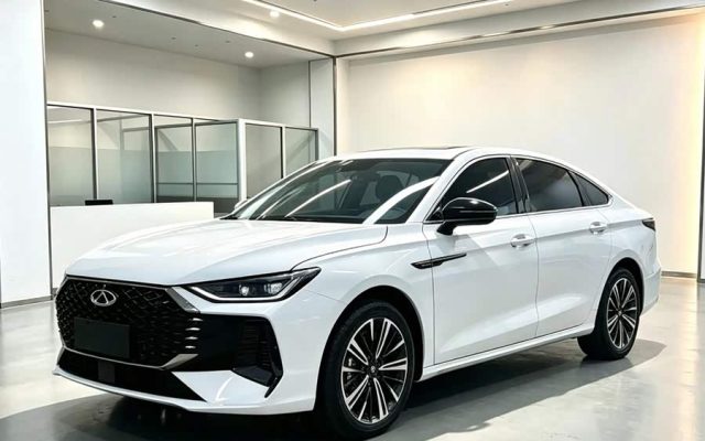 Ariya 8 PRO 2025 1.6T DCT Luxury