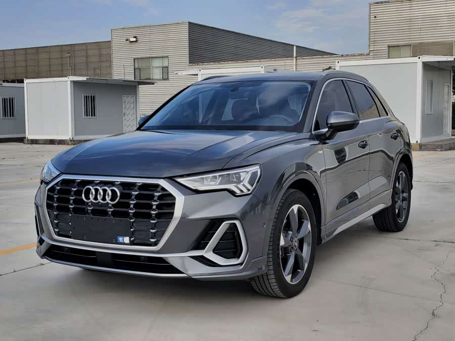 Audi Q3 2023 35 TFSI Fashion Dynamic 1.4T