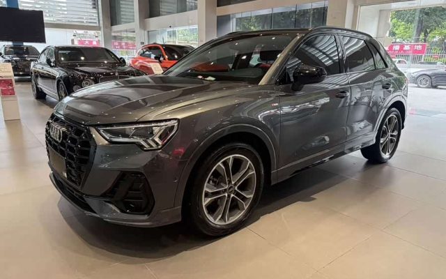 Audi Q3 2023 35 TFSI Fashion Dynamic 1.4T