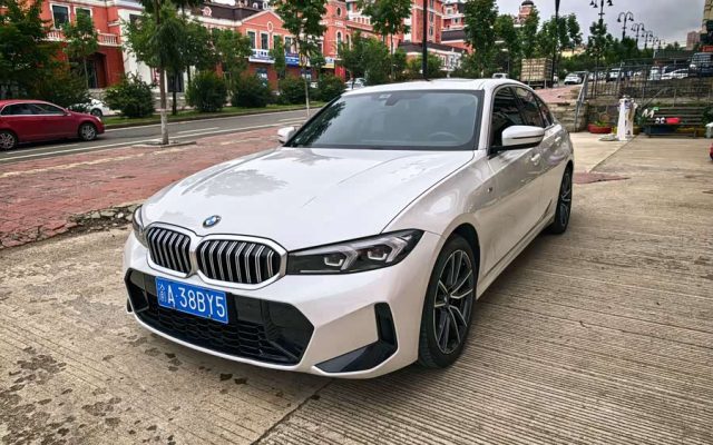 BMW 3 Series 2023 320i M Sport