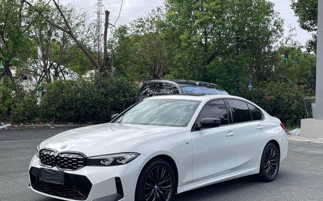 BMW 3 Series 2023 325i M Sport Night Package