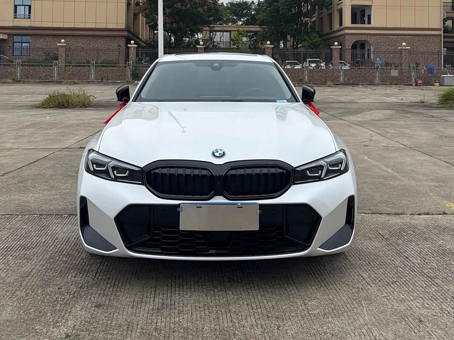 BMW 3 Series 2025 330Li M Sport Night Package