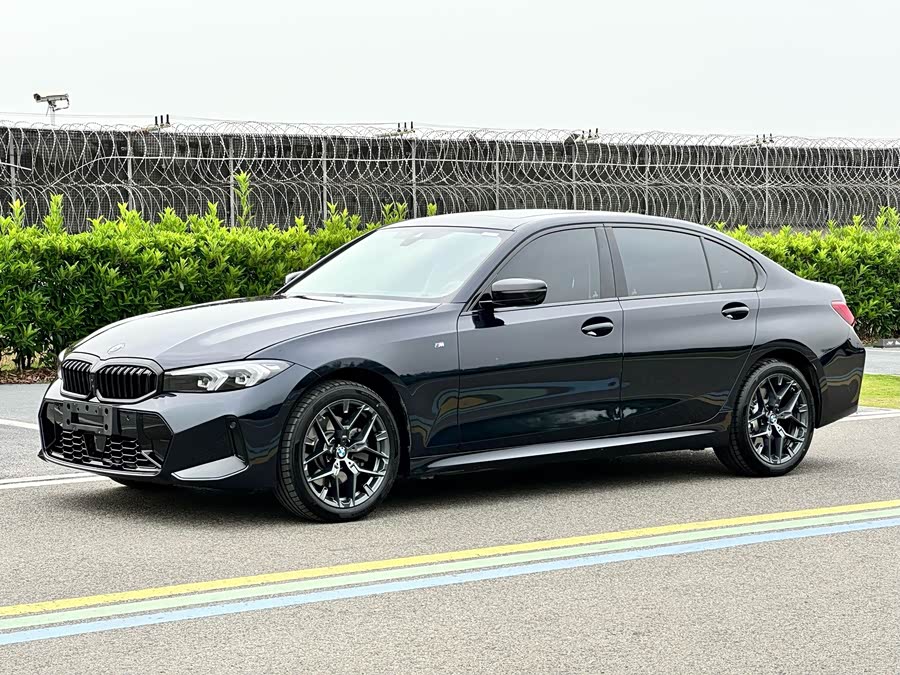 BMW 3 Series 2026 330Li M Sport Night Package