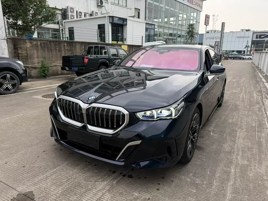 BMW 5 Series 2024 530Li Luxury M Sport Package