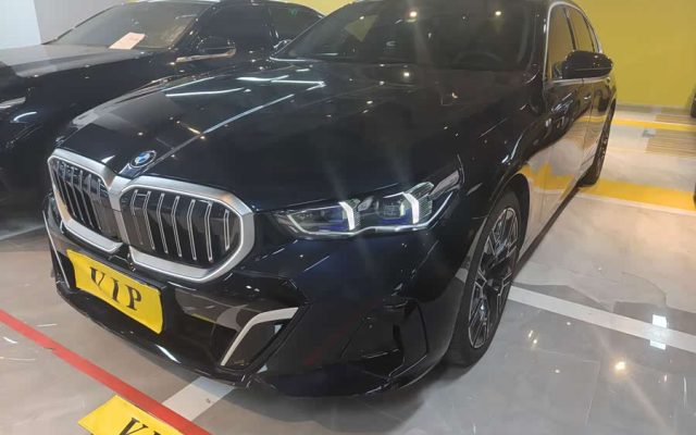 BMW 5 Series 2025 530Li Deluxe M Sport Package