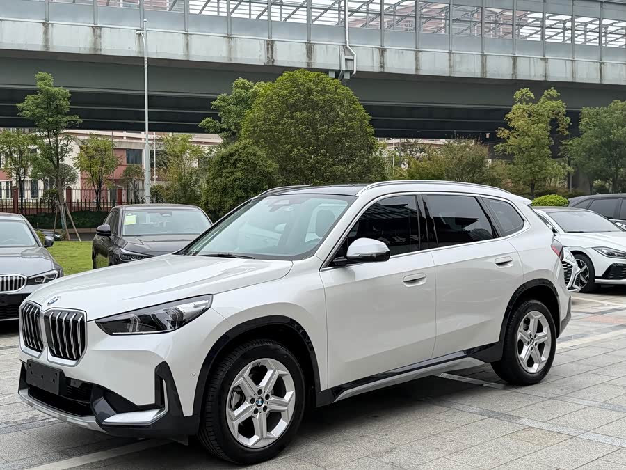 BMW X1 2023 sDrive20Li X Design Package