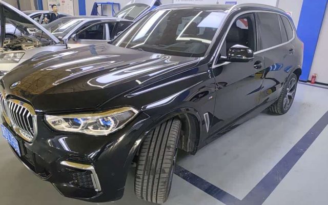 BMW X5 2022 xDrive 40Li M Sport