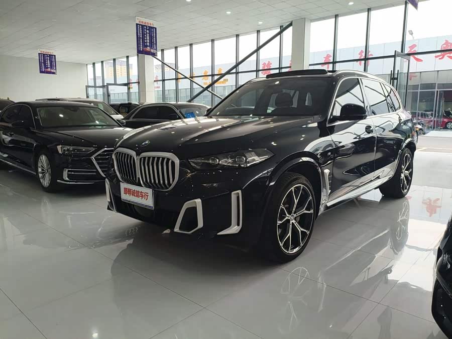 BMW X5 2023 xDrive 30Li Luxury M Sport Package