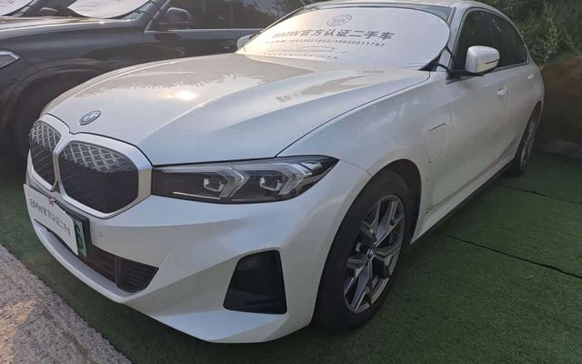 BMW i3 2025 eDrive 35 L