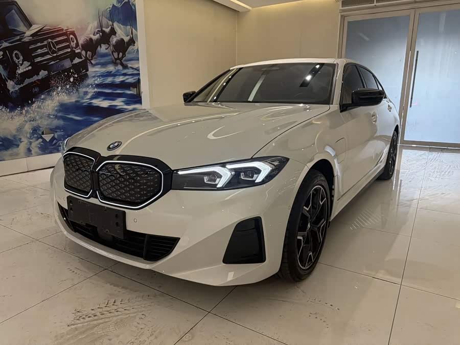 BMW i3 2025 eDrive 40 L Night Package