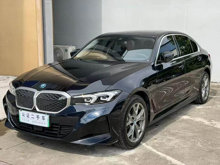BMW i3 2026 eDrive 35L