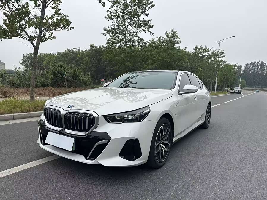 BMW i5 2024 eDrive 35L Luxury M Sport Package