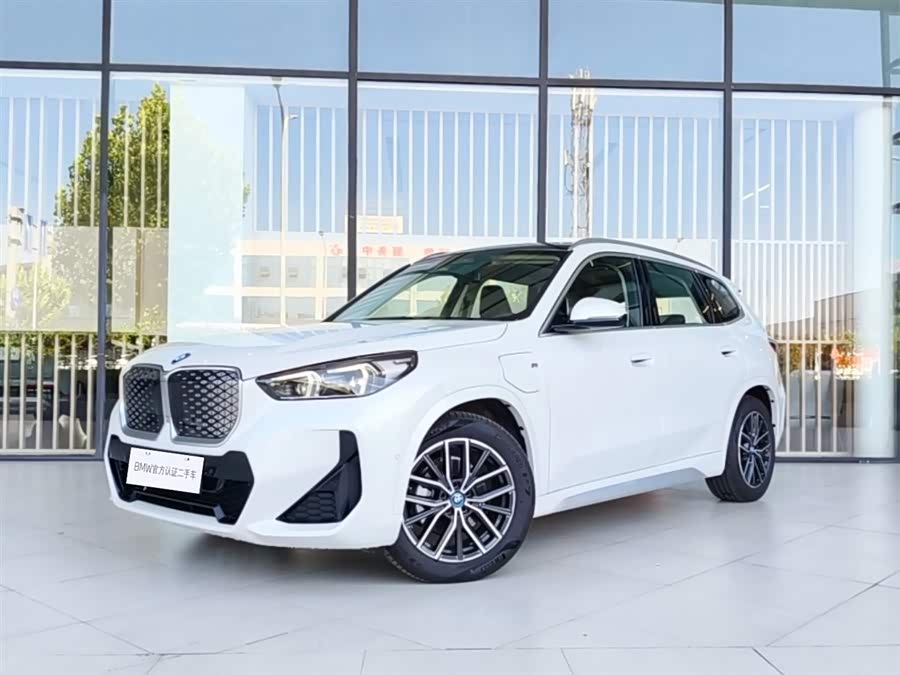 BMW iX1 2025 eDrive25L M Sport Package