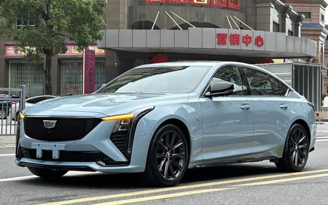 Cadillac CT5 2025 28T Track Performance Edition + Peak Track Package
