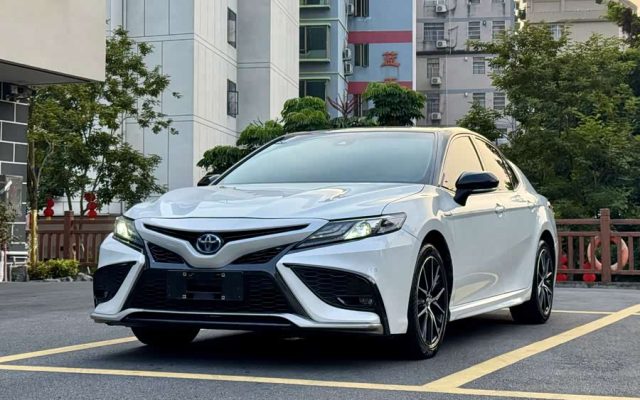 Camry 2023 Dual Engine 2.5HS Sharp Edition