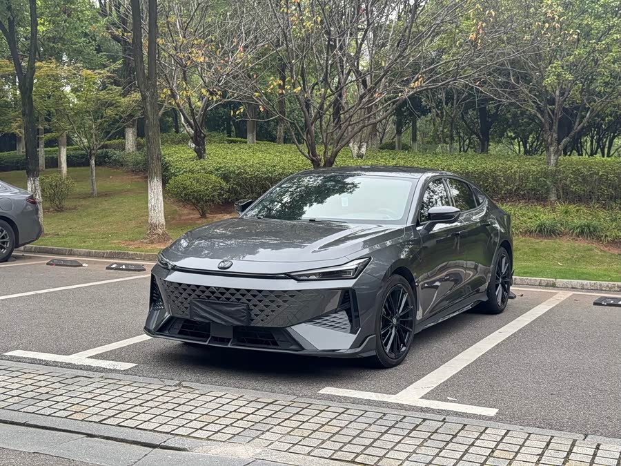 Changan UNI-V 2024 1.5T Premium Sports Edition