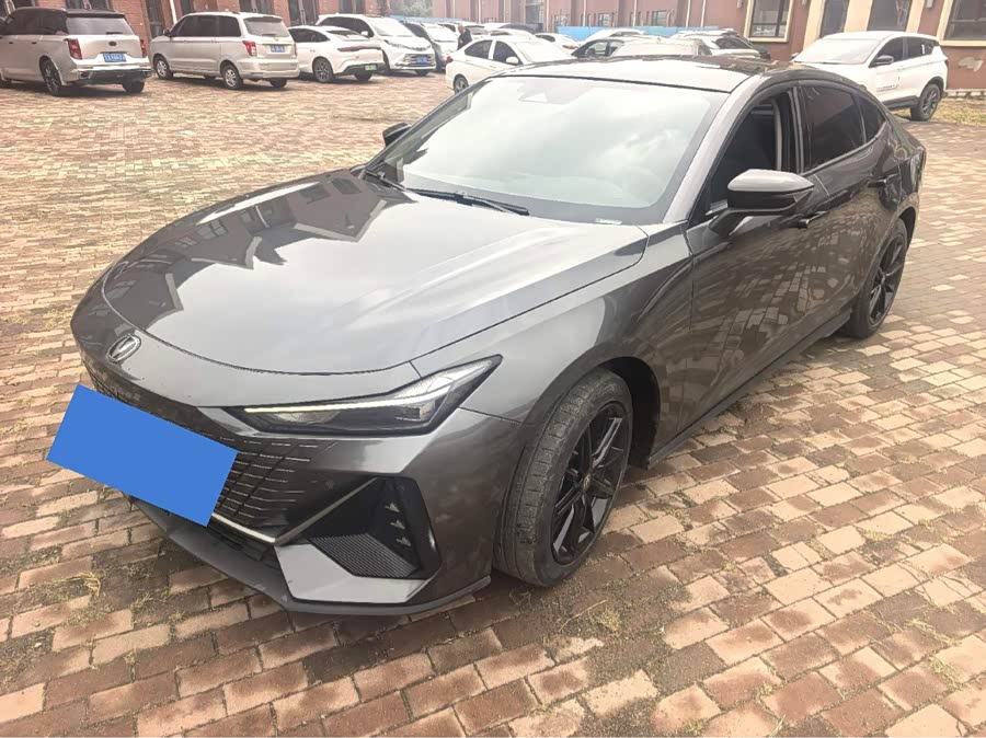 Changan UNI-V Smart Electric iDD 2023 1.5T 113km Smart Edition