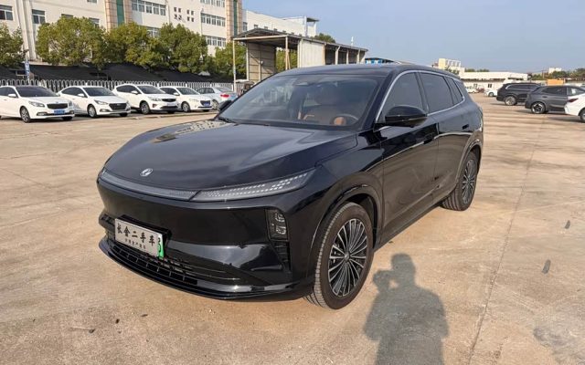 Dongfeng Fengshen L8 2025 185KM Dream Edition