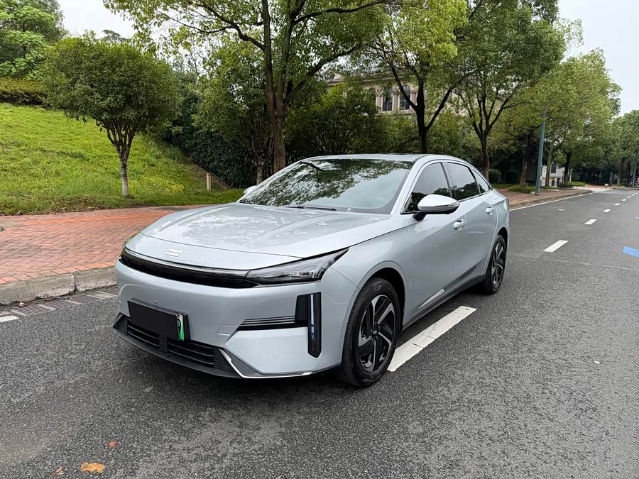 Galaxy L6 2025 EM-i 140km Long Range Edition