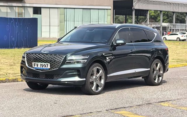 Genesis GV80 2023 2.5T 4WD Flagship 4-Seater