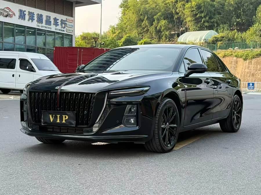Hongqi H5 2025 1.5T DCT Xuan Ying 200 Million Commemorative Edition