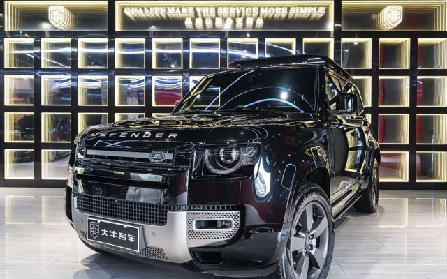 Land Rover Defender 2025 110 3.0T P400 X-Dynamic HSE