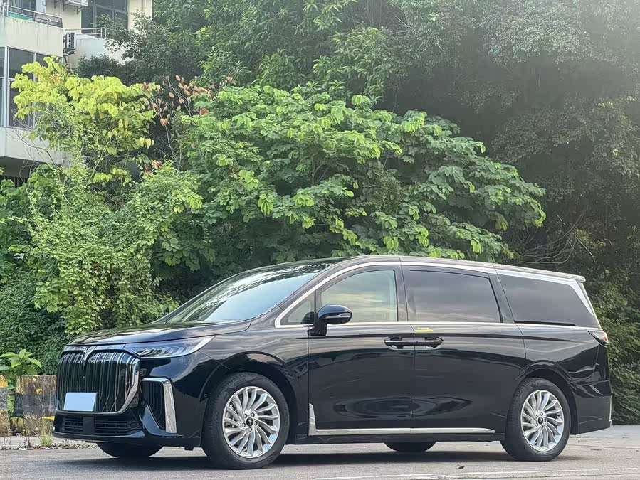Lantu Dreamer 2022 0 Carbon Edition