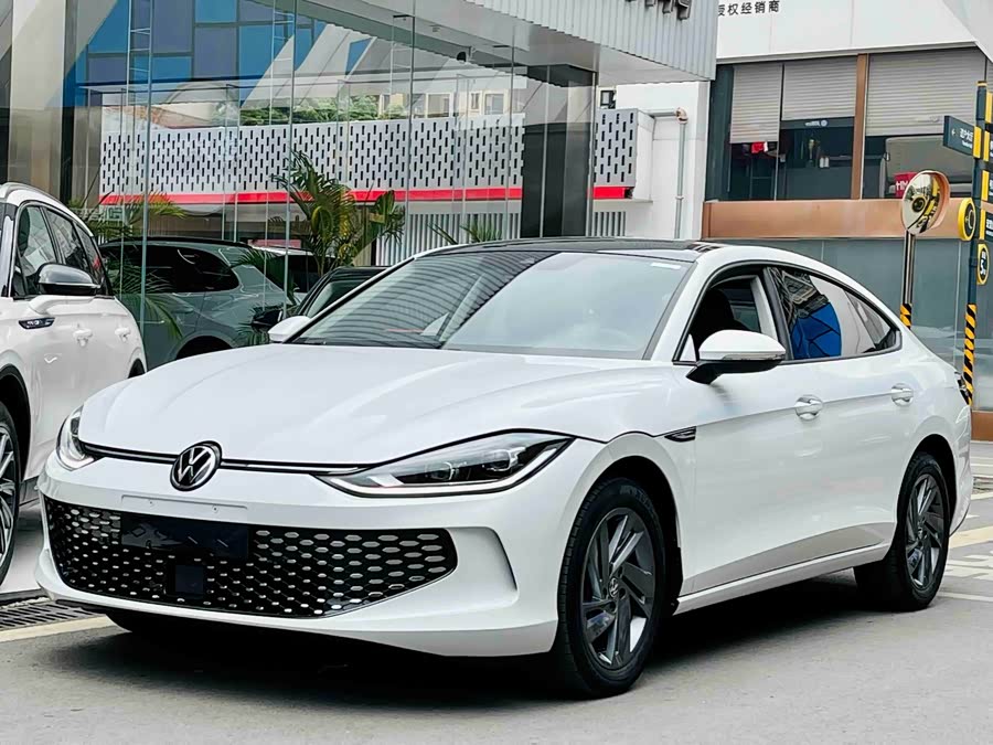 Lingdu L 280TSI DSG Sport