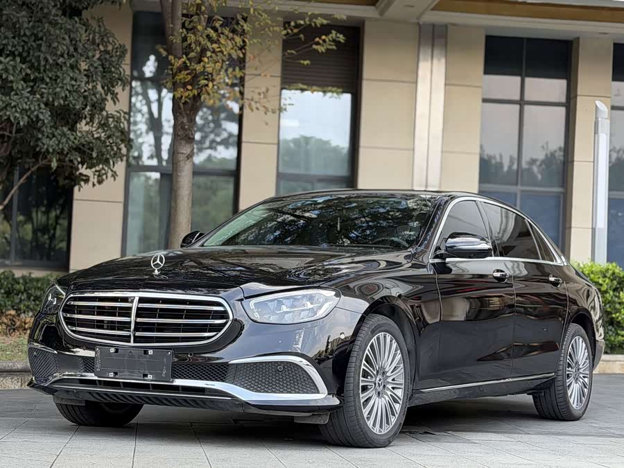 Mercedes-Benz E-Class 2023 Facelift E 300 L Fashion Edition
