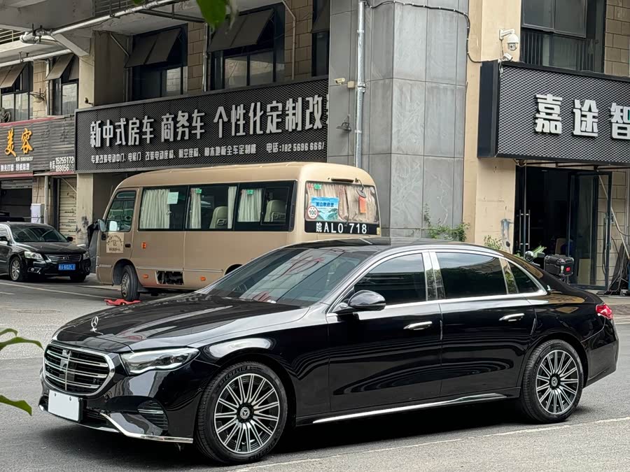 Mercedes-Benz E-Class 2024 E 300 L Fashion Edition