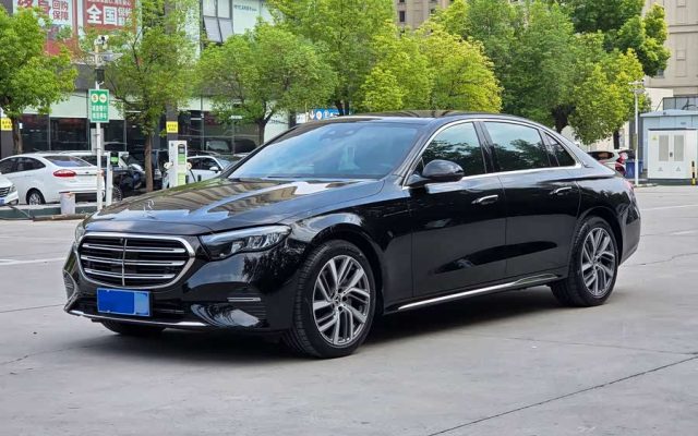 Mercedes-Benz E-Class 2024 E 300 L Fashion Edition