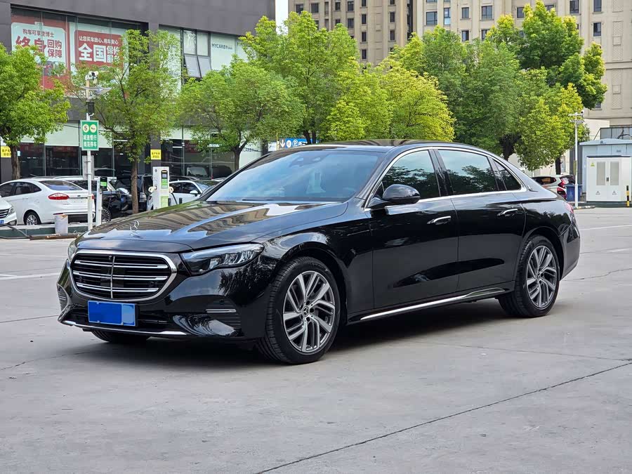 Mercedes-Benz E-Class 2024 E 300 L Fashion Edition