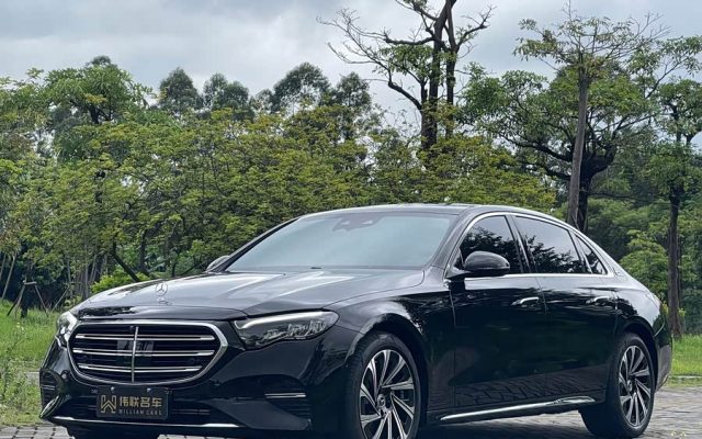 Mercedes-Benz E-Class 2025 E 300 L Luxury