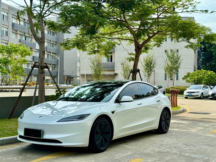 Model 3 2023 RWD