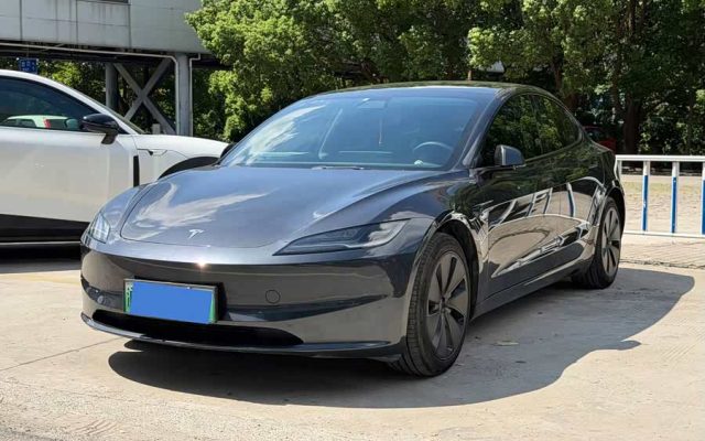 Model 3 2023 RWD