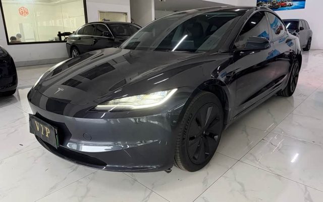 Model 3 2023 RWD