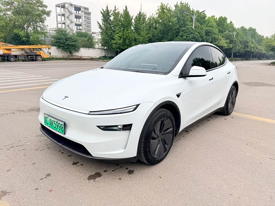 Model Y 2026 Rear Wheel Drive