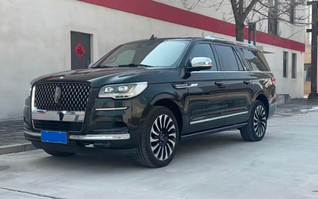 Navigator 2022 3.5T Long Wheelbase President