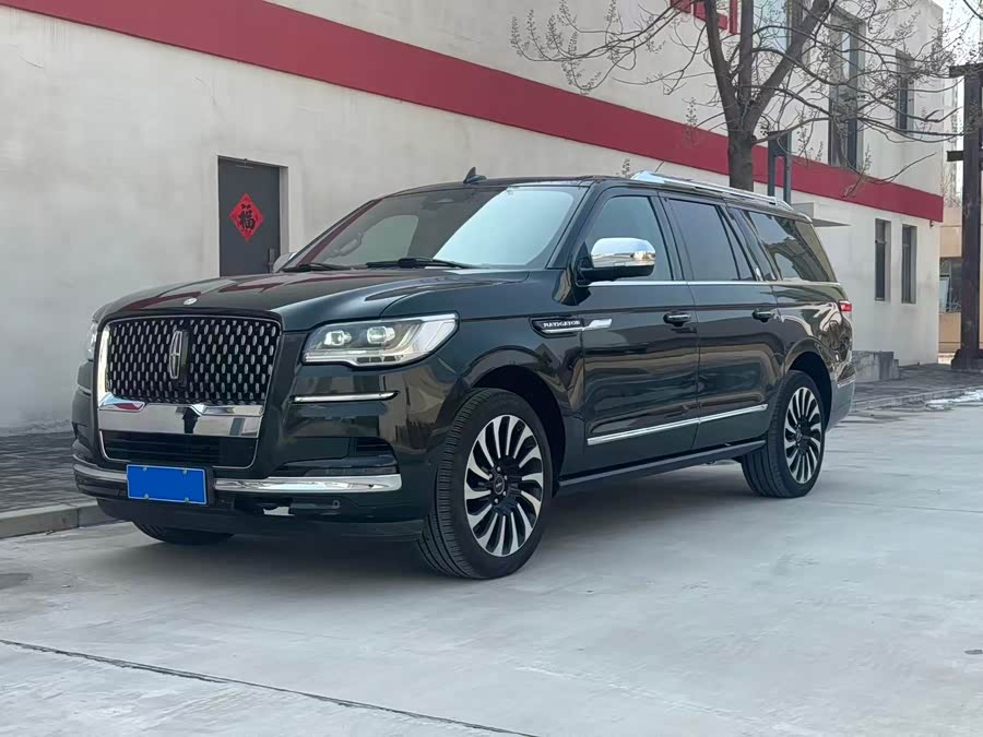 Navigator 2022 3.5T Long Wheelbase President