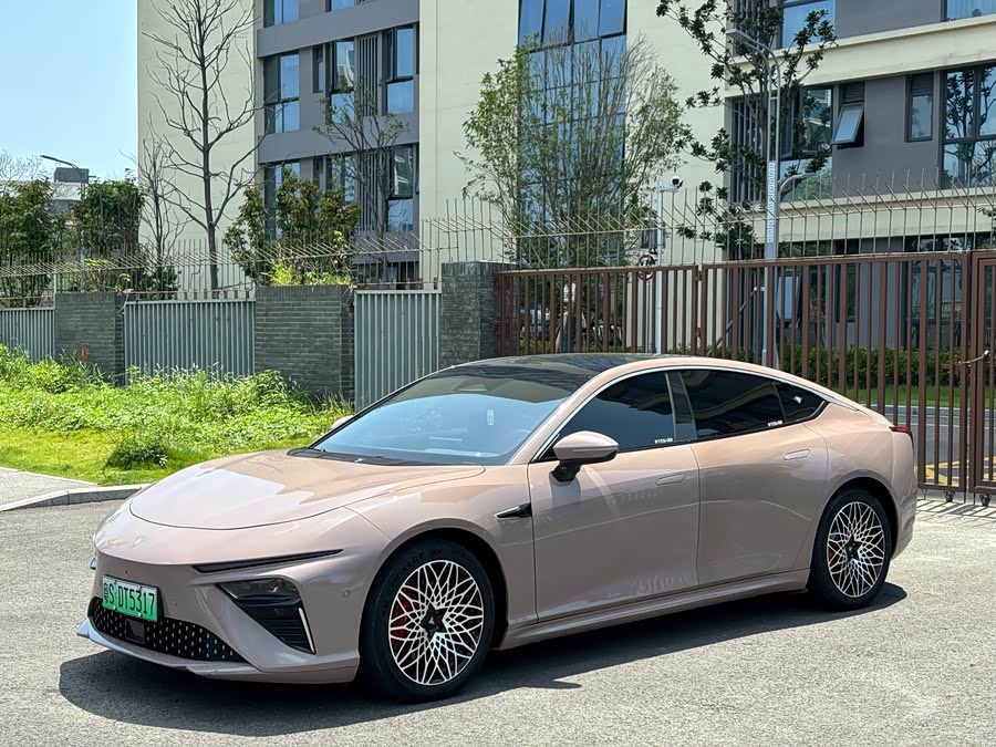 Neta S 2022 EV 715km RWD Large