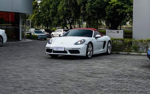 Porsche 718 2022 Boxster 2.0T