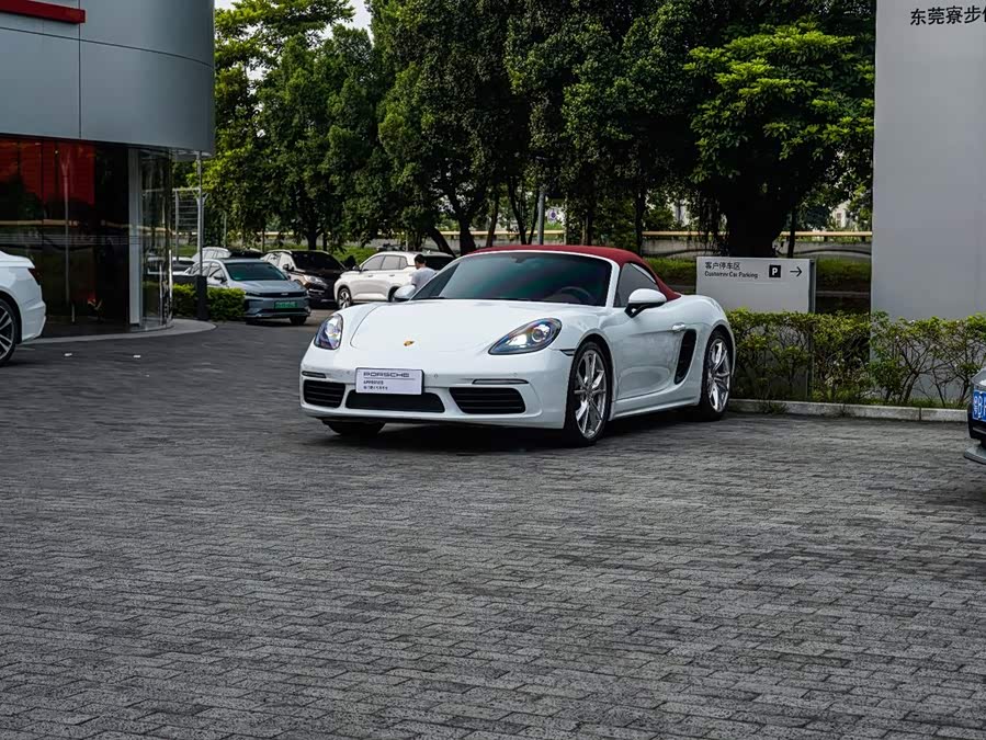 Porsche 718 2022 Boxster 2.0T