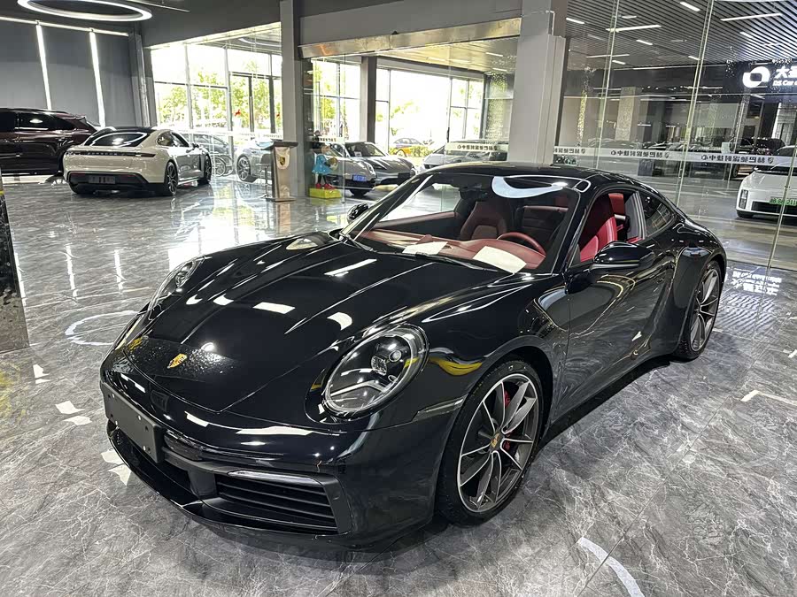 Porsche 911 2023 Carrera 3.0T