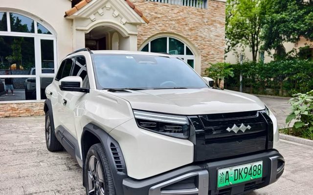 Titan 3 2025 501KM 4WD Max