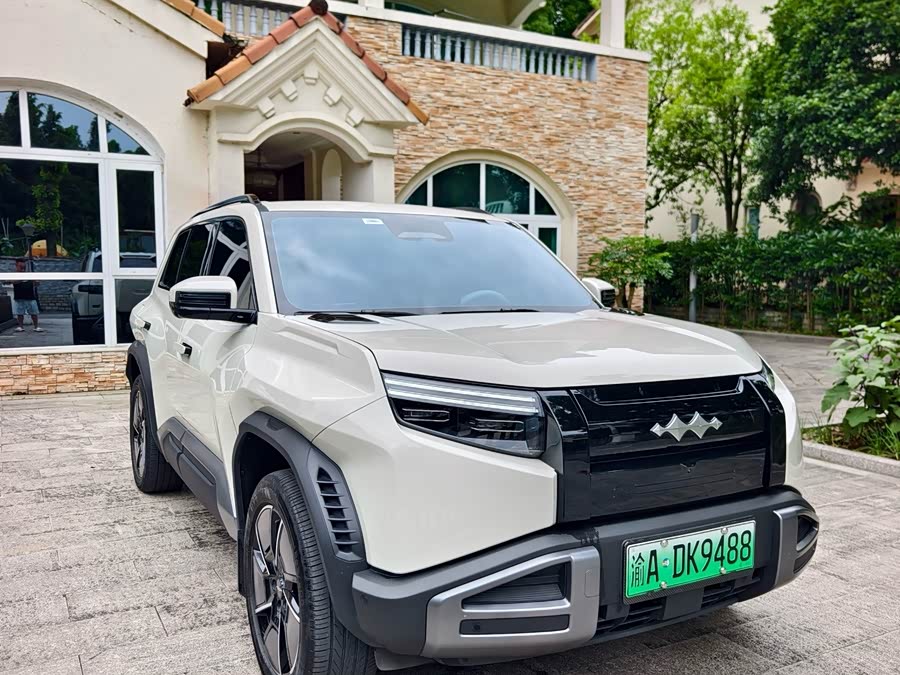 Titan 3 2025 501KM 4WD Max