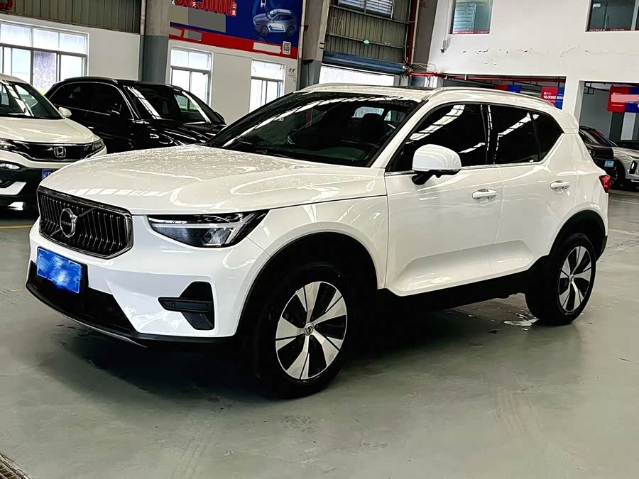 Volvo XC40 2023 B3 Intelligent Luxury