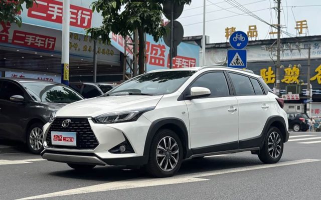 YARiS L 2022 X 1.5L CVT Luxury PLUS