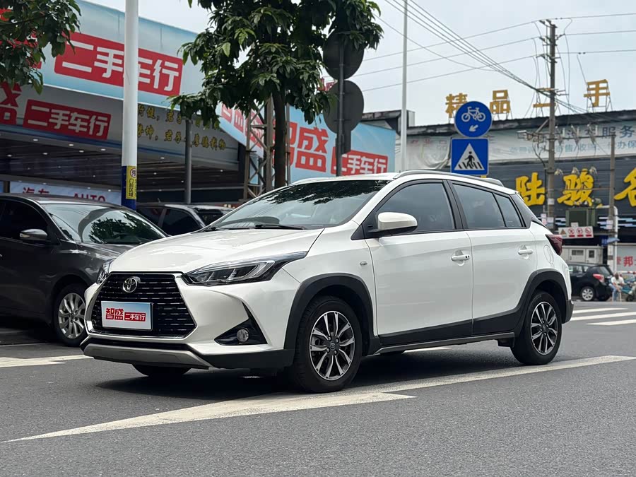 YARiS L 2022 X 1.5L CVT Luxury PLUS