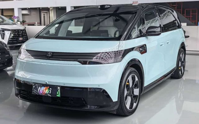 Zeekr MIX 2025 Smart Drive